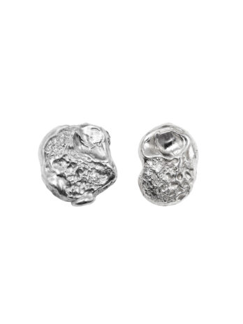 minimalistyczne kolczyki z fakturą